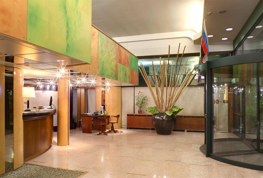 City Hotel Варезе Екстериор снимка