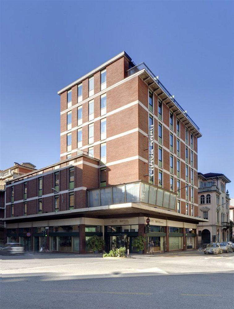 City Hotel Варезе Екстериор снимка