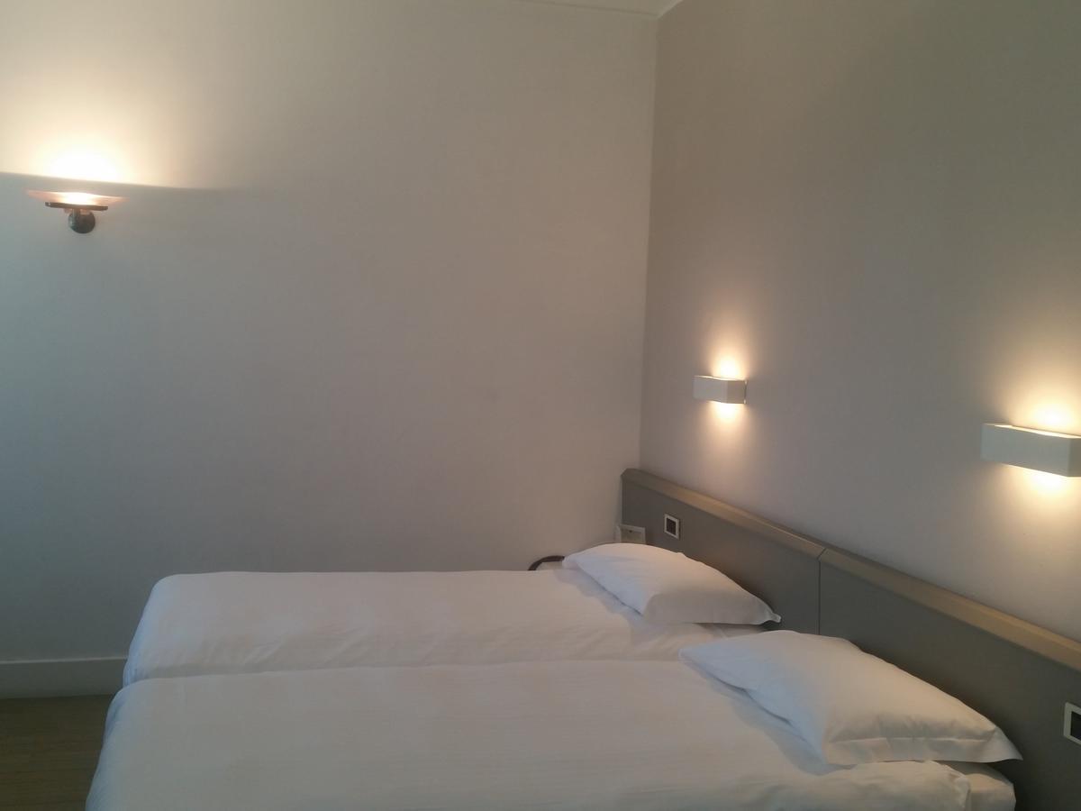 City Hotel Варезе Екстериор снимка