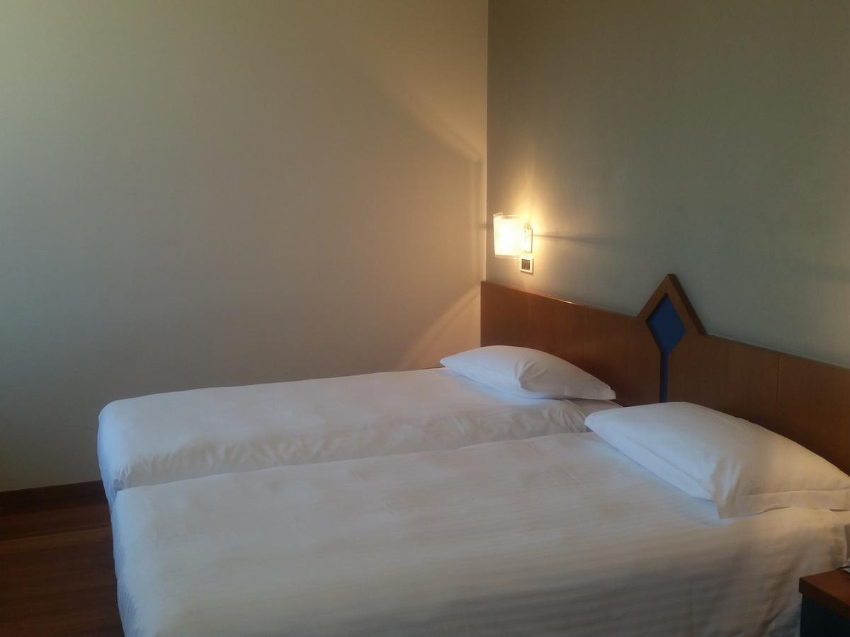 City Hotel Варезе Екстериор снимка