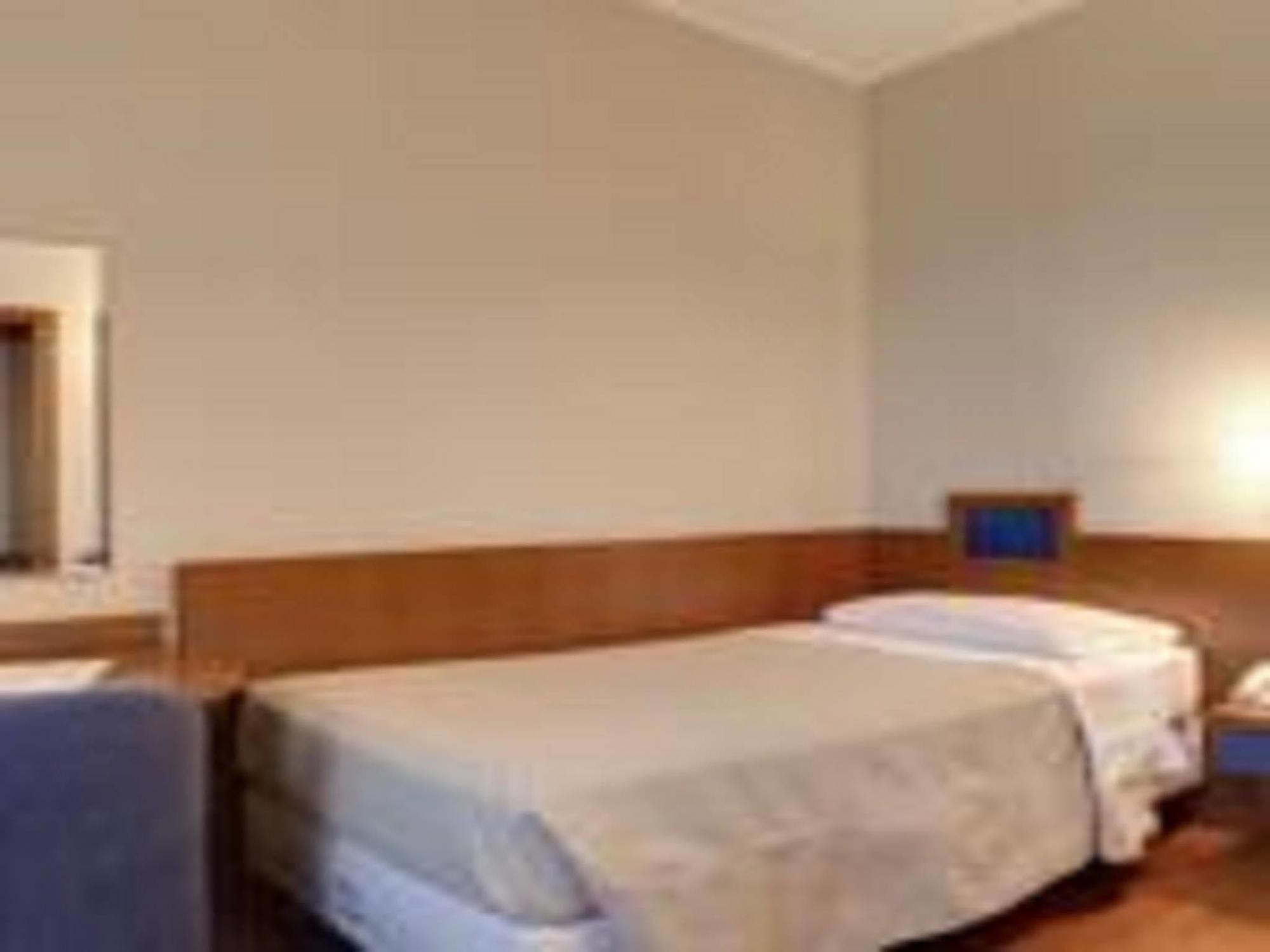 City Hotel Варезе Екстериор снимка