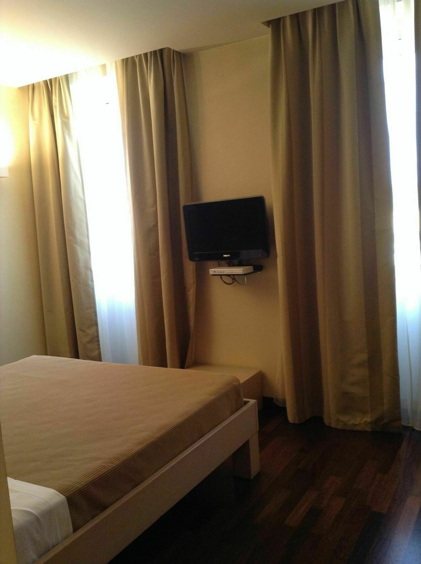 City Hotel Варезе Екстериор снимка