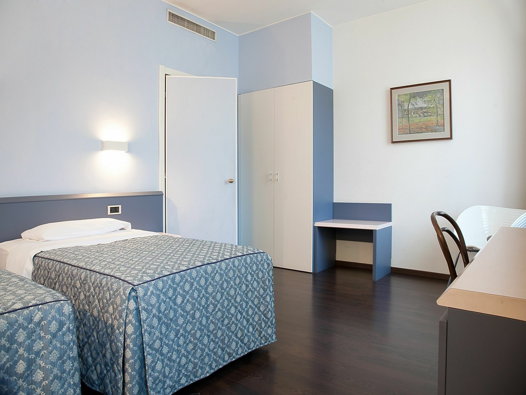 City Hotel Варезе Екстериор снимка