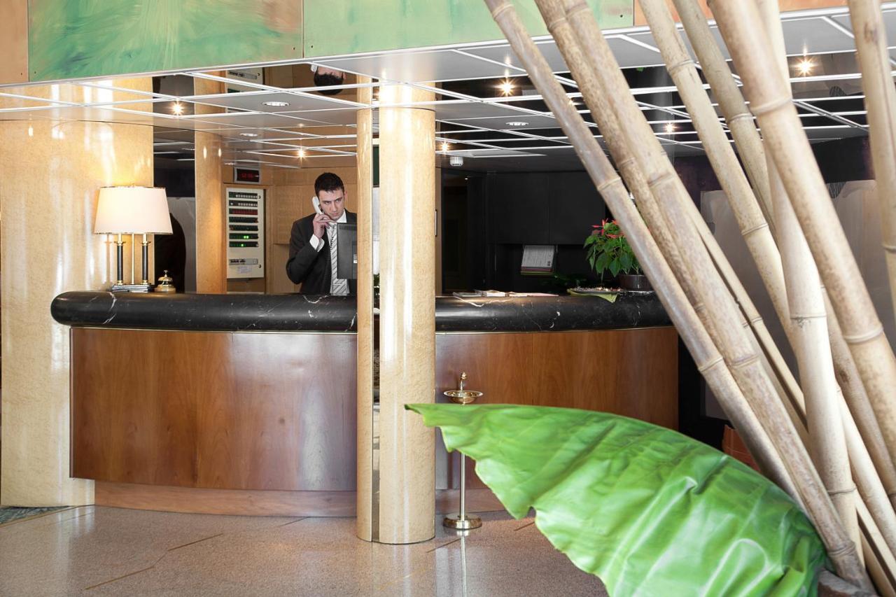 City Hotel Варезе Екстериор снимка
